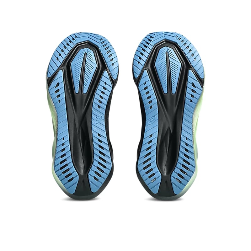 ASICS Novablast 5 Luxe 1012B815-001 07
