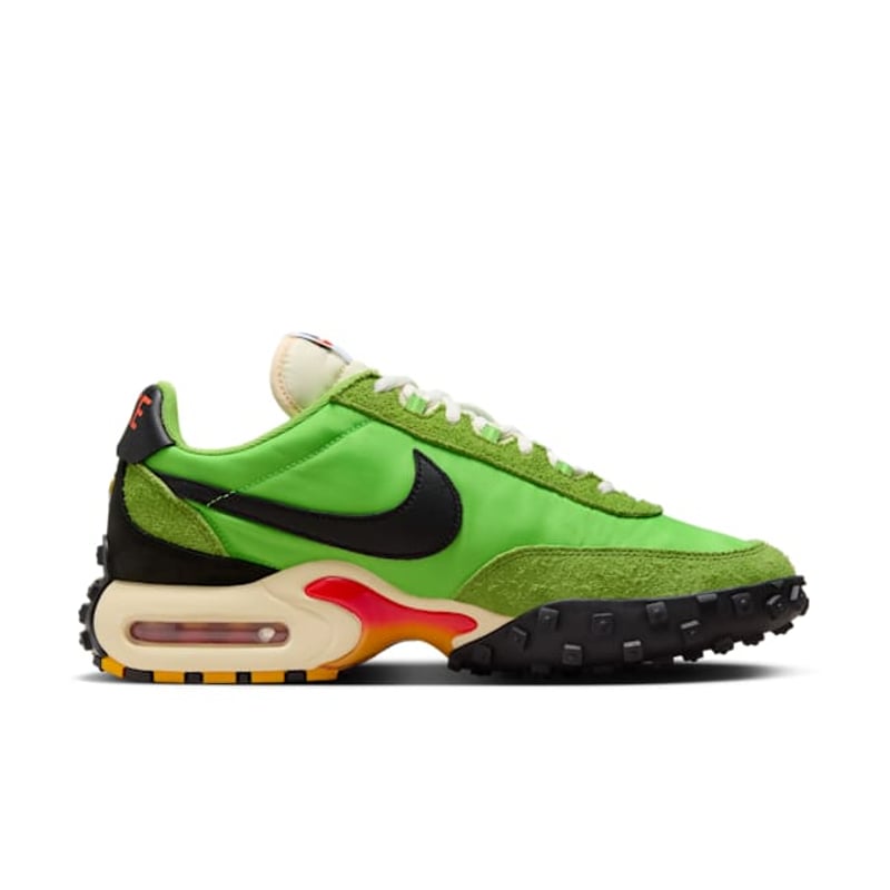 Nike Air Max Waffle FV6946-301 03