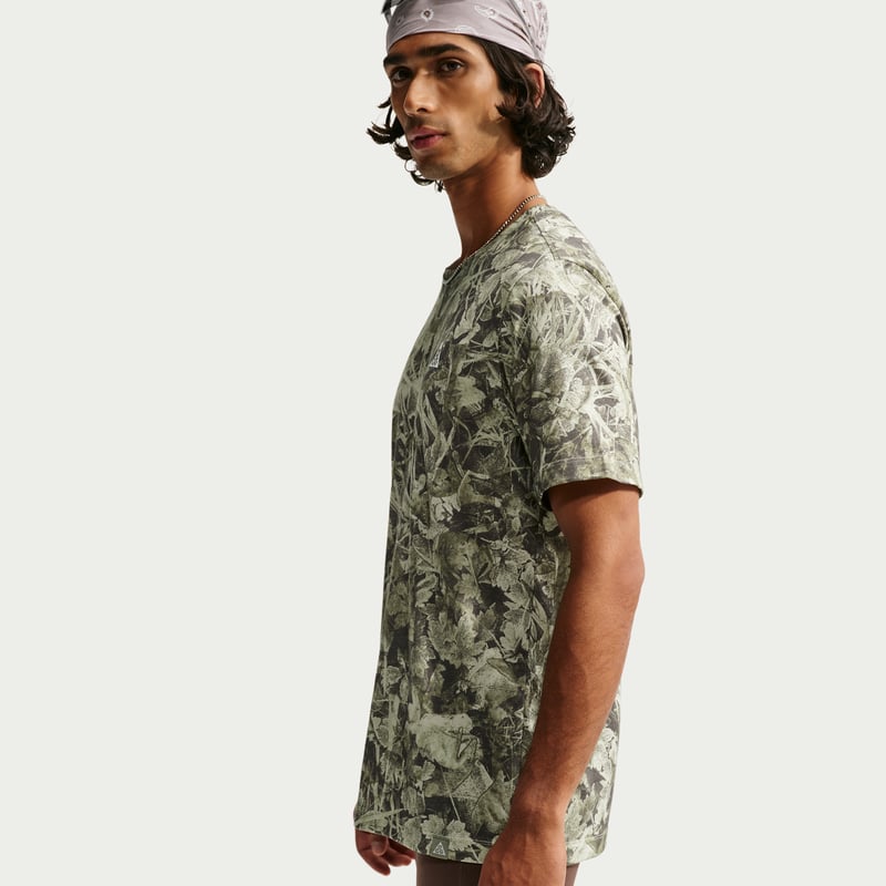 Nike ACG "Chamo Camo" Dri-FIT Shirt "Sail" | Men | Outdoor | 03 | SPORTSHOWROOM