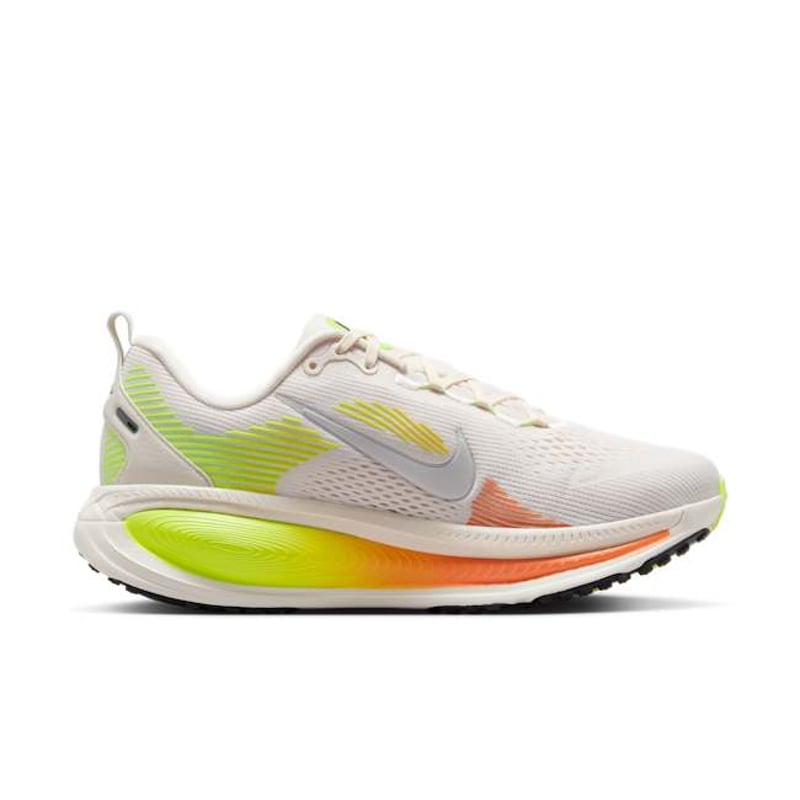 Nike Vomero 18 HM6804-002 03