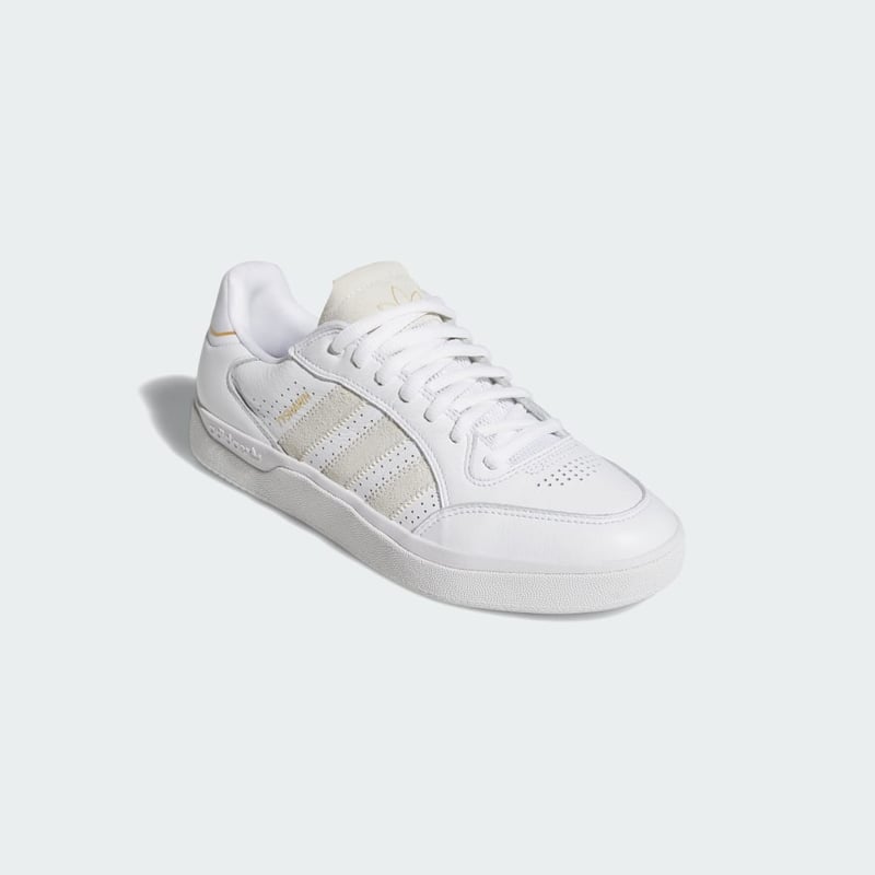 adidas Tyshawn Low JH8158 04