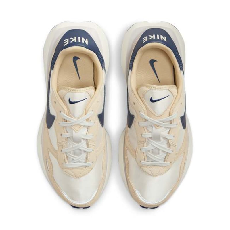 Nike Phoenix Waffle FD2196-101 05