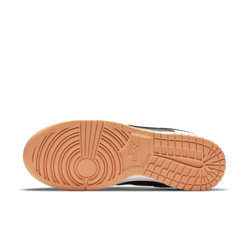 Nike Dunk Low SE DH0952-001 02