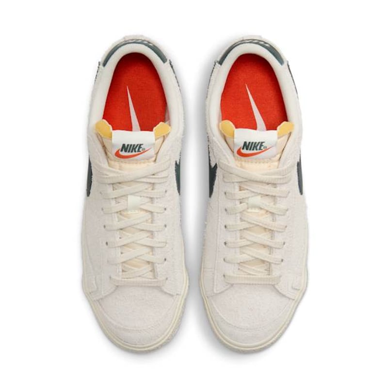 Nike Blazer Low '77 Vintage FQ8060-002 04