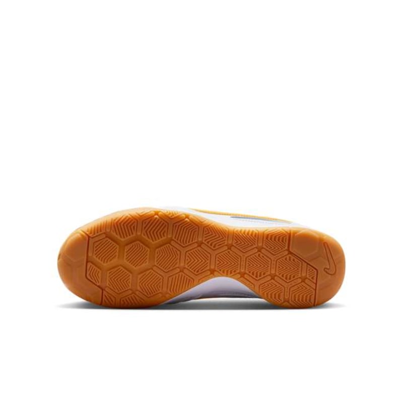 Nike Gato HV9596-100 02