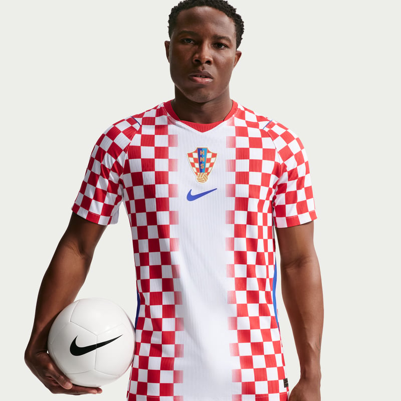Nike Croatia 2026 Match Home Aero-FIT Authentic IO8643-100 01