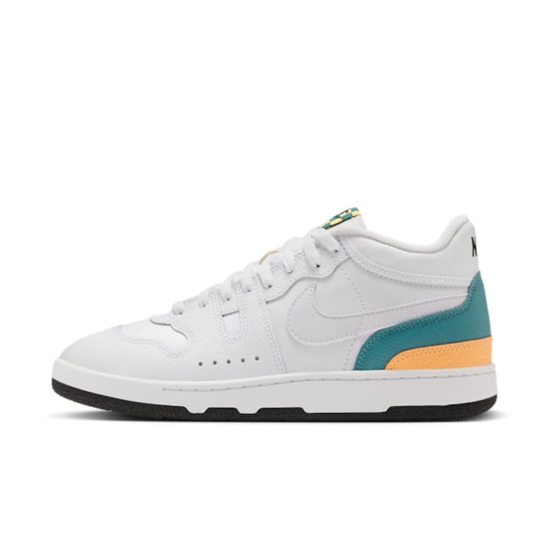 Nike Attack HF3056-100 01