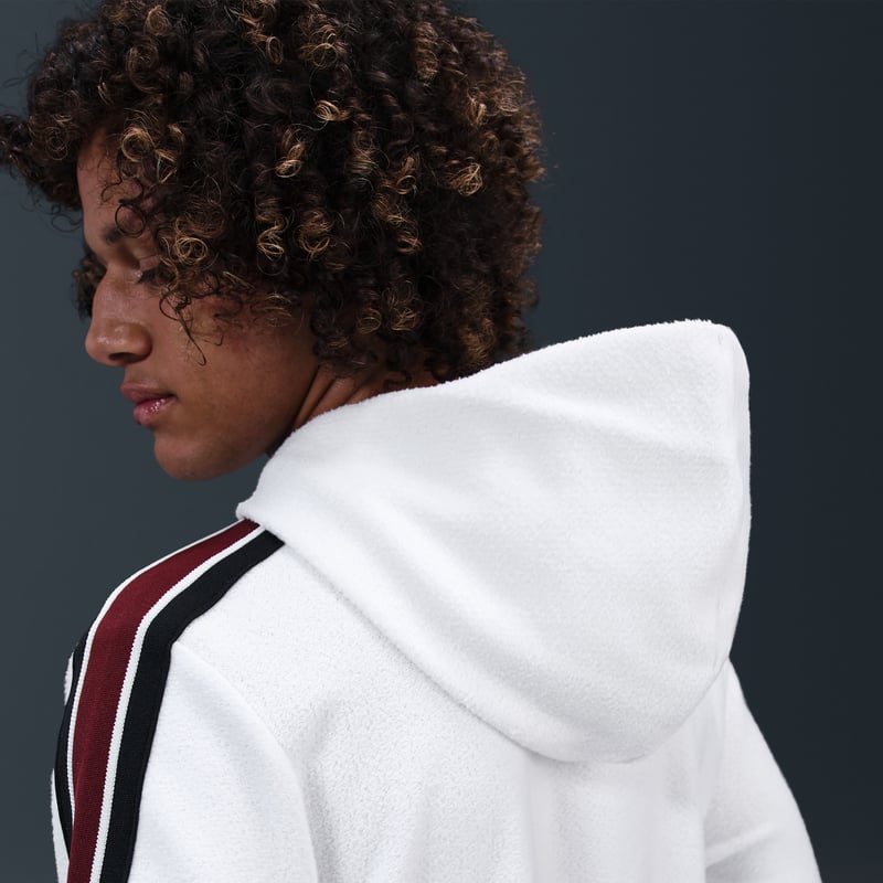 Nike LeBron Standard Issue Therma-FIT Pullover Huvtroja "Sail & Dark Team Red" | Män | Basket | 02 | SPORTSHOWROOM