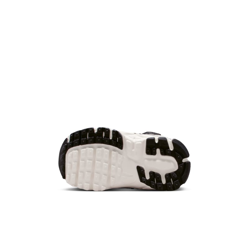Nike Vomero 5 IM9466-001 02