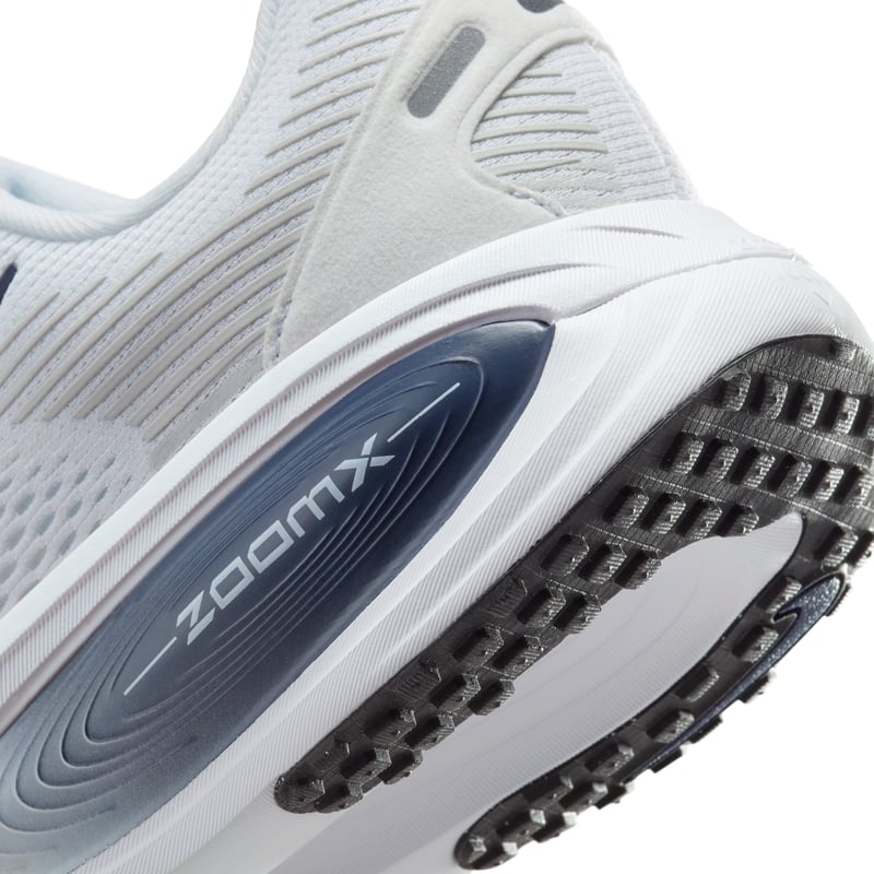 Nike Vomero 18 IB4032-109 08