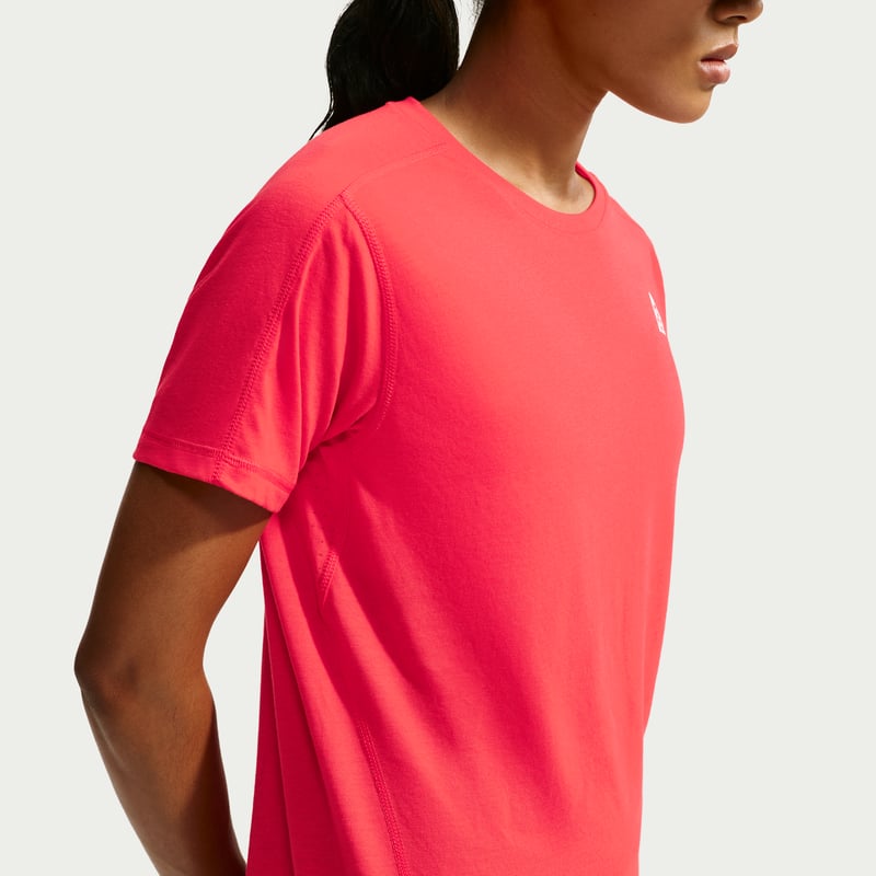 Nike ACG Dri-FIT Troja "Light Crimson" | Kvinnor | Utomhus | 02 | SPORTSHOWROOM