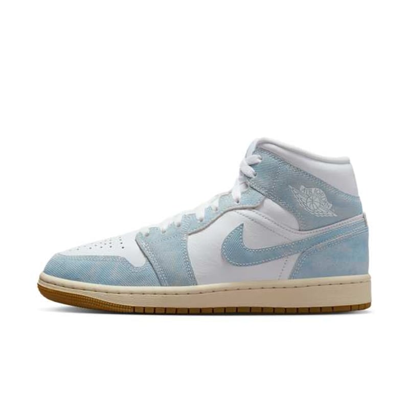 Jordan 1 Mid HQ2005-100 01