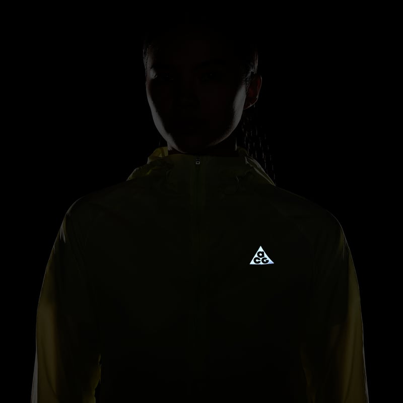 Nike ACG Repel Jacket "Light Lemon Twist & Peat Moss" | Women | Outdoor | 11 | SPORTSHOWROOM