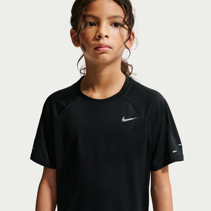 Nike Stride Dri-FIT IO0522-010 02