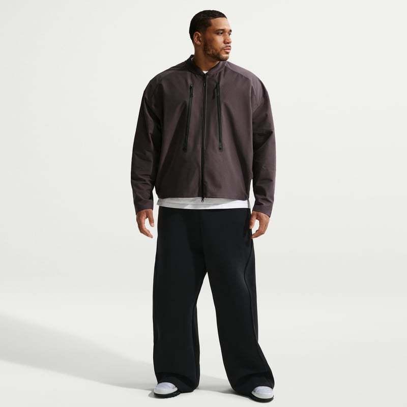 Nike Tech Fleece Loose-Fit HV6541-010 06