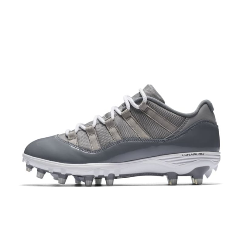 Jordan 11 Retro Low Cleat AO1560-003 01
