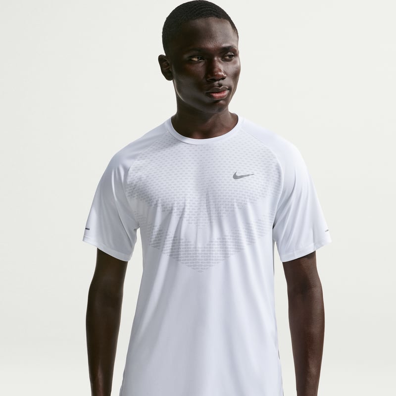 Nike Stride Dri-FIT ADV HV5203-100 01