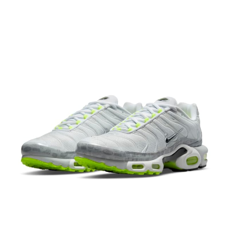 Nike Air Max Plus DB0682-002 05