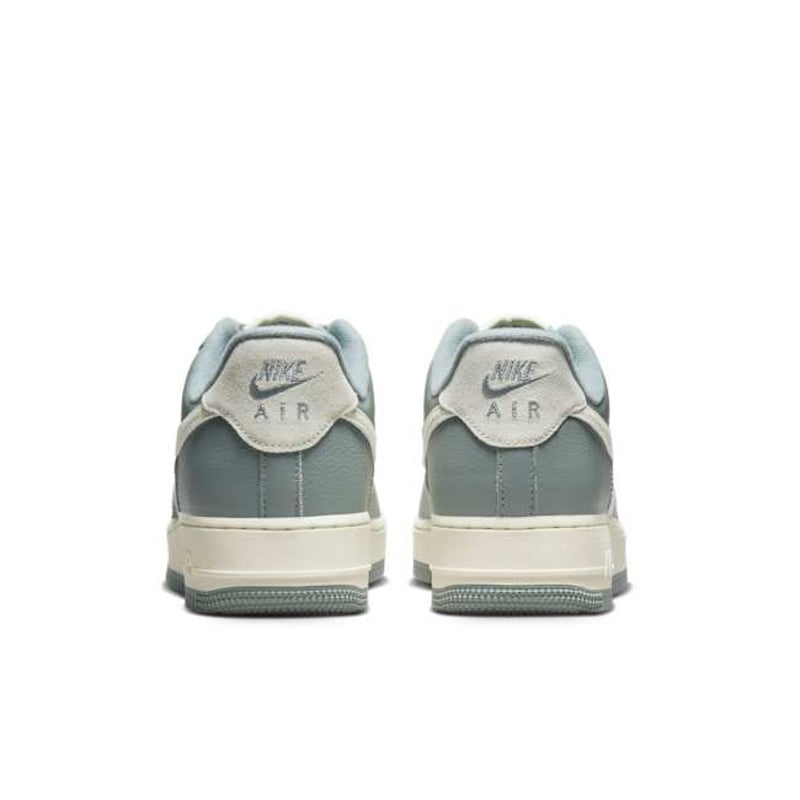 Nike Air Force 1 '07 LX DV7186-300 06