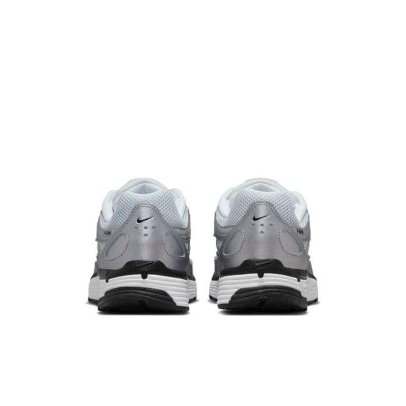 Silver play nike new arrivals