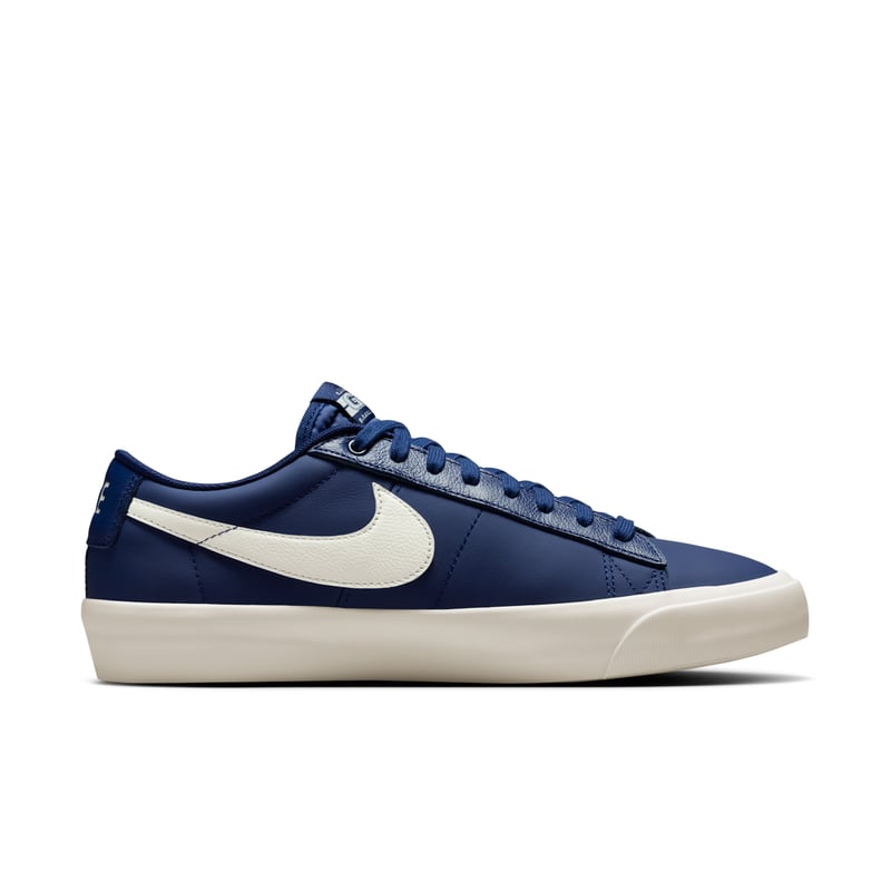 Nike SB Blazer Low Pro GT DV1226-400 03