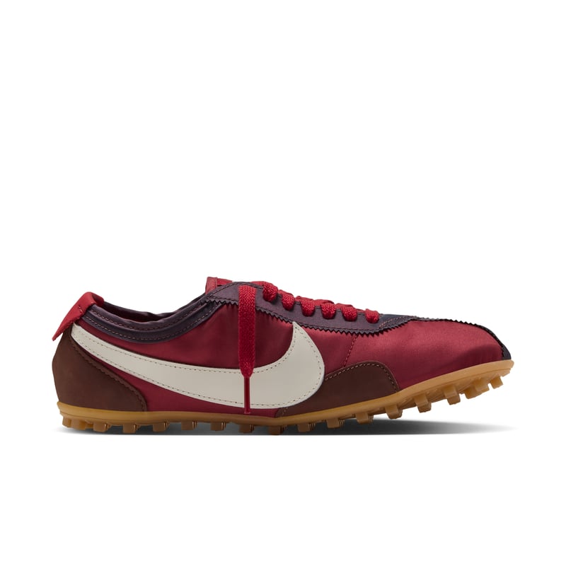 Sneakersy Nike Moon Shoe OG "Mystic Dates & Tough Red" | Kobiety | Sportstyle | 03 | SPORTSHOWROOM