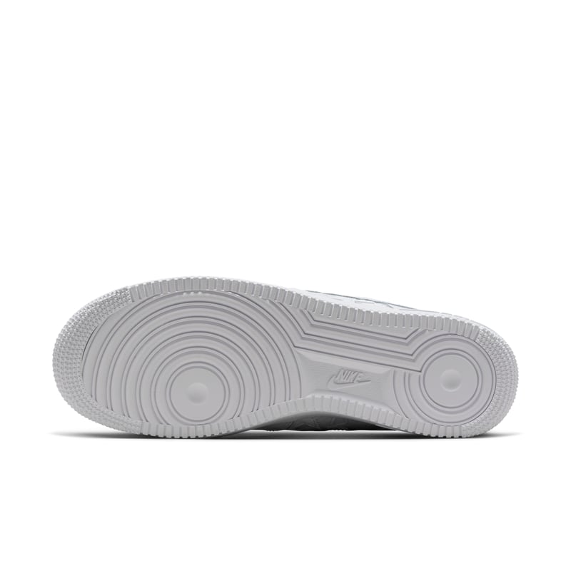 Tenisky Nike Air Force 1 '07 Edge ‘Stars’ "Triple White" | Muži | Sportstyle | 01 | SPORTSHOWROOM