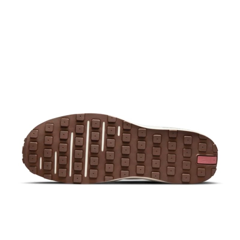 Nike Waffle One DM5446-701 02