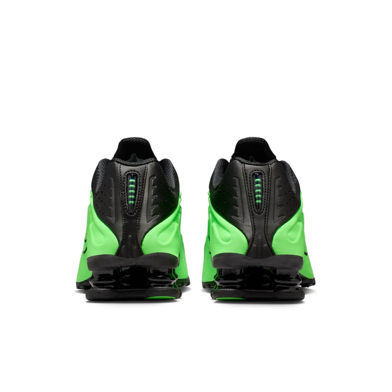 Nike Shox R4 AR3565-013 06