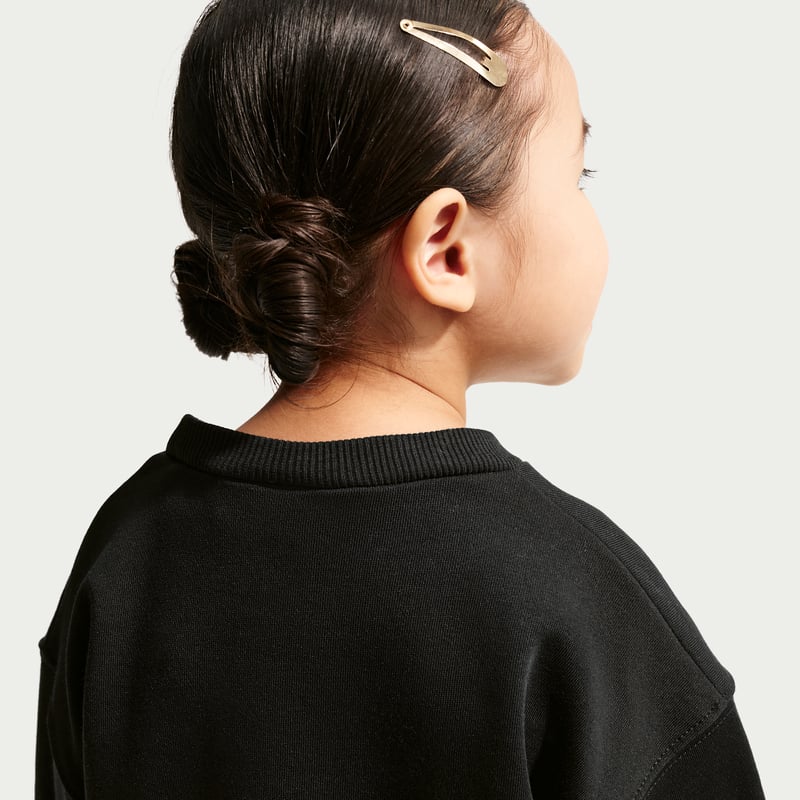 Nike Studio Fleece Oversized Crew Genser "Black & White" | Dame | | 01 | SPORTSHOWROOM
