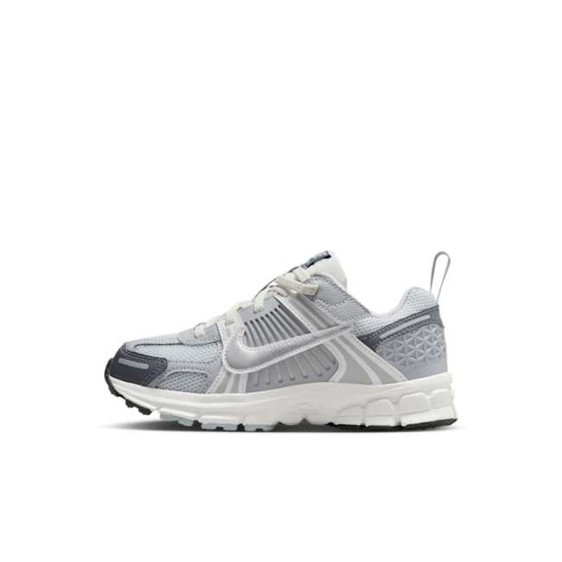 Nike Vomero 5 HF6999-008 01