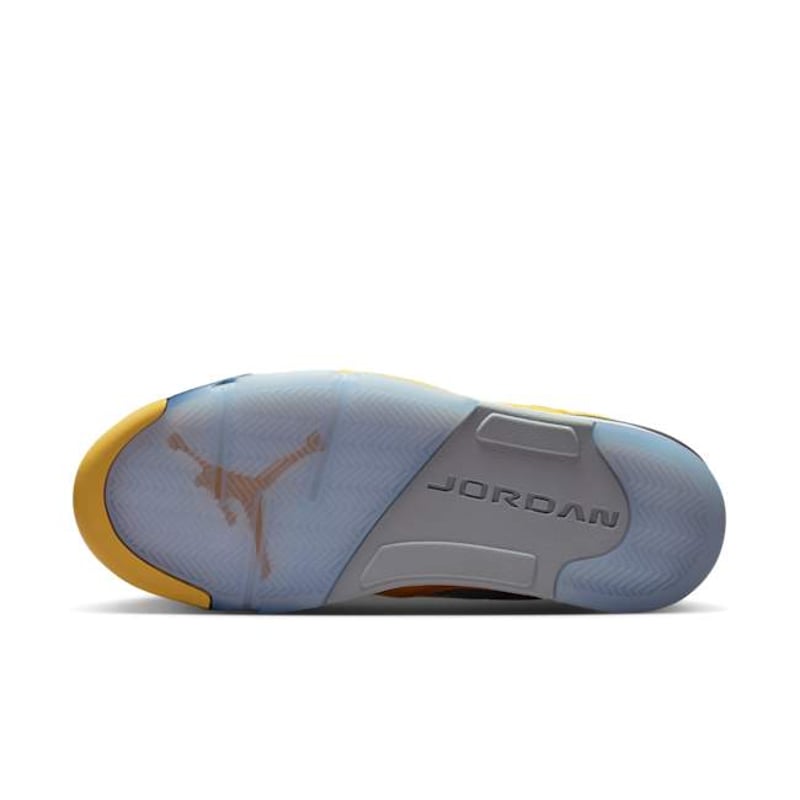 Jordan 5 Retro IO3372-700 02