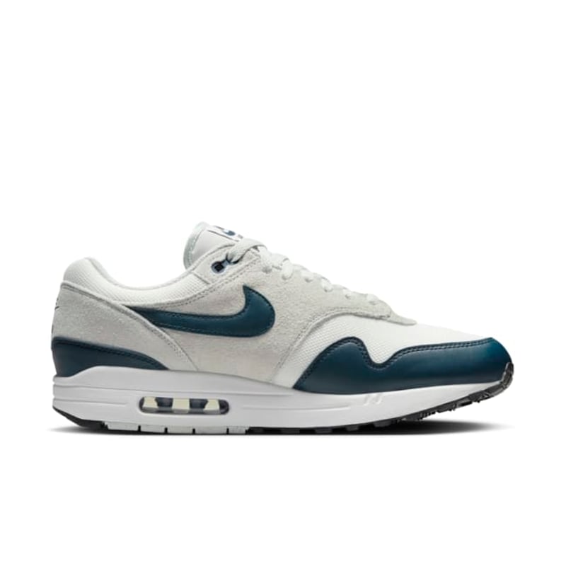 Nike Air Max 1 Essential FZ5808-103 03