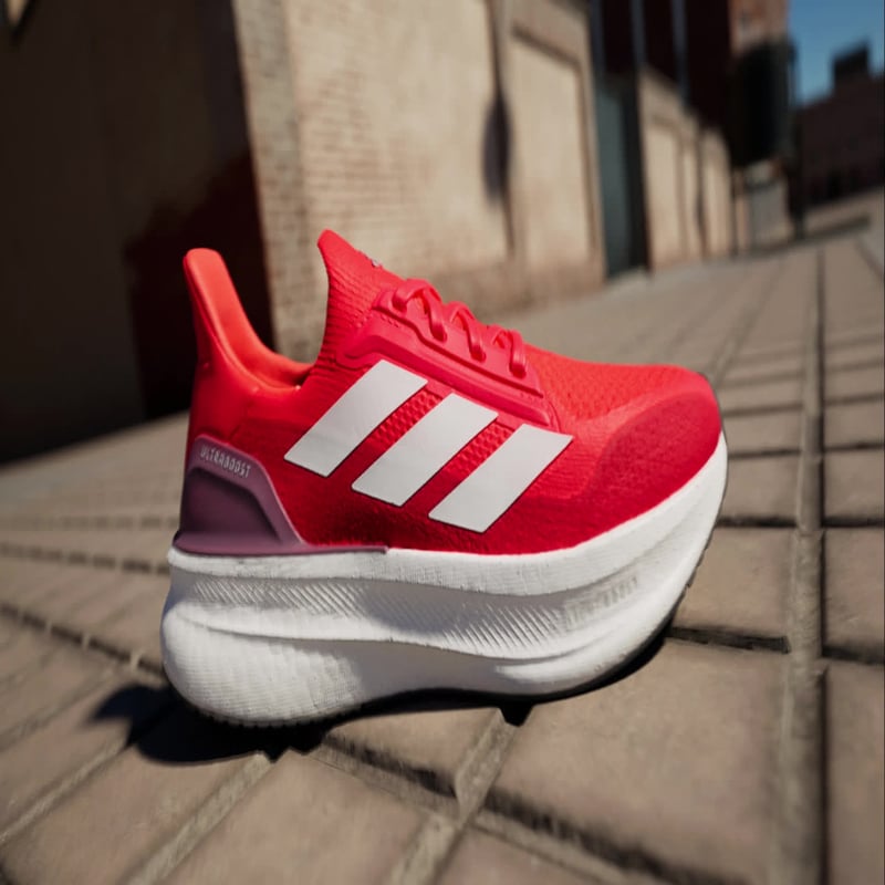 adidas Ultraboost 5x IH0637 02