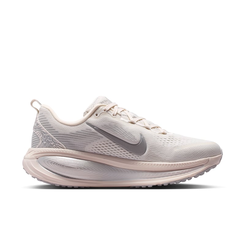 Bežecká obuv Nike Vomero 18 SE "Phantom & Grey Fog" | Ženy | Beh | 02 | SPORTSHOWROOM