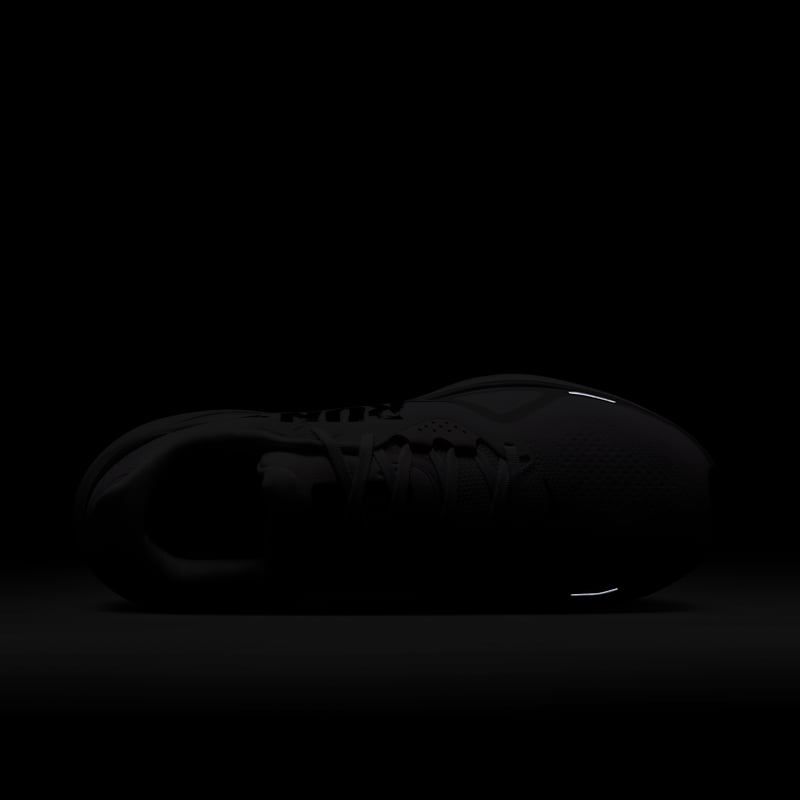 Nike Structure 26 IB5698-100 09