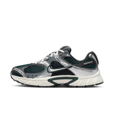 Nike V5 RNR HQ7901-300 01