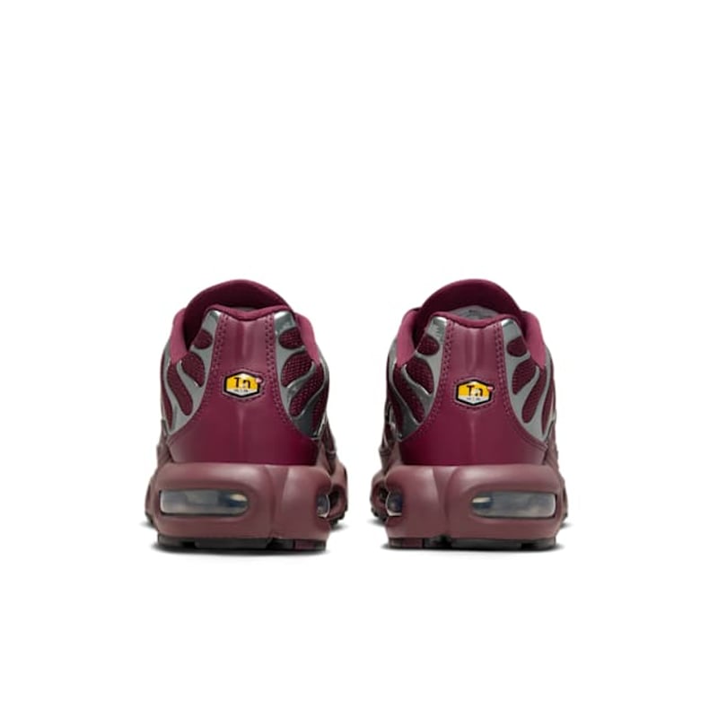 Nike Air Max Plus SE HJ9743-600 06
