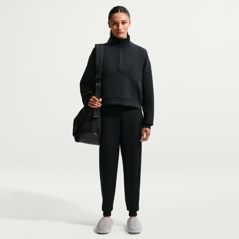 Nike 24.7 ImpossiblySoft Dri-FIT Oversized HQ8188-010 04