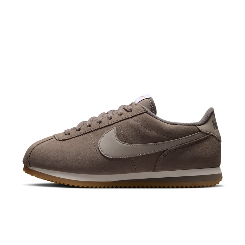Обувки Nike Cortez "Cave Stone & Enigma Stone" | Жени | Sportstyle | 01 | SPORTSHOWROOM