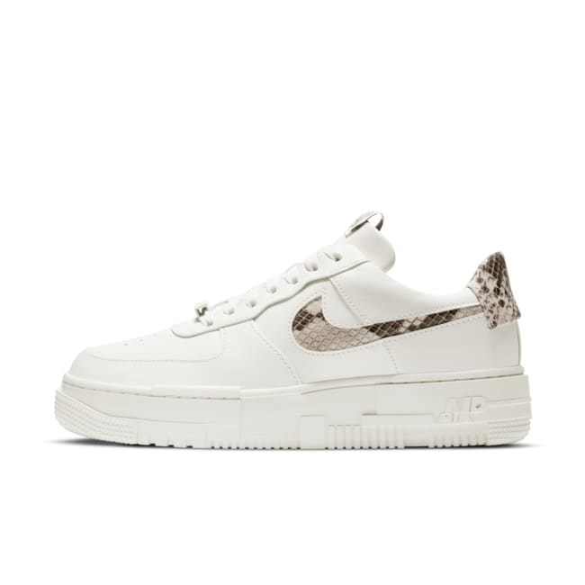 Nike Air Force 1 Pixel SE