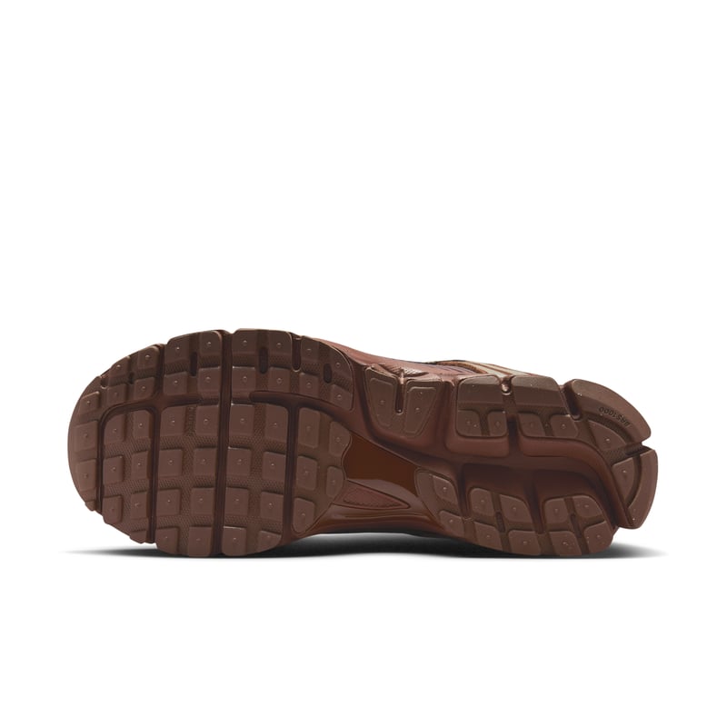 Nike Zoom Vomero 5 HQ0458-201 02