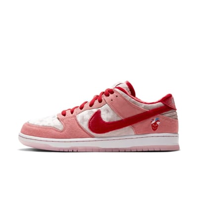 Nike SB Dunk Low x StrangeLove CT2552-800