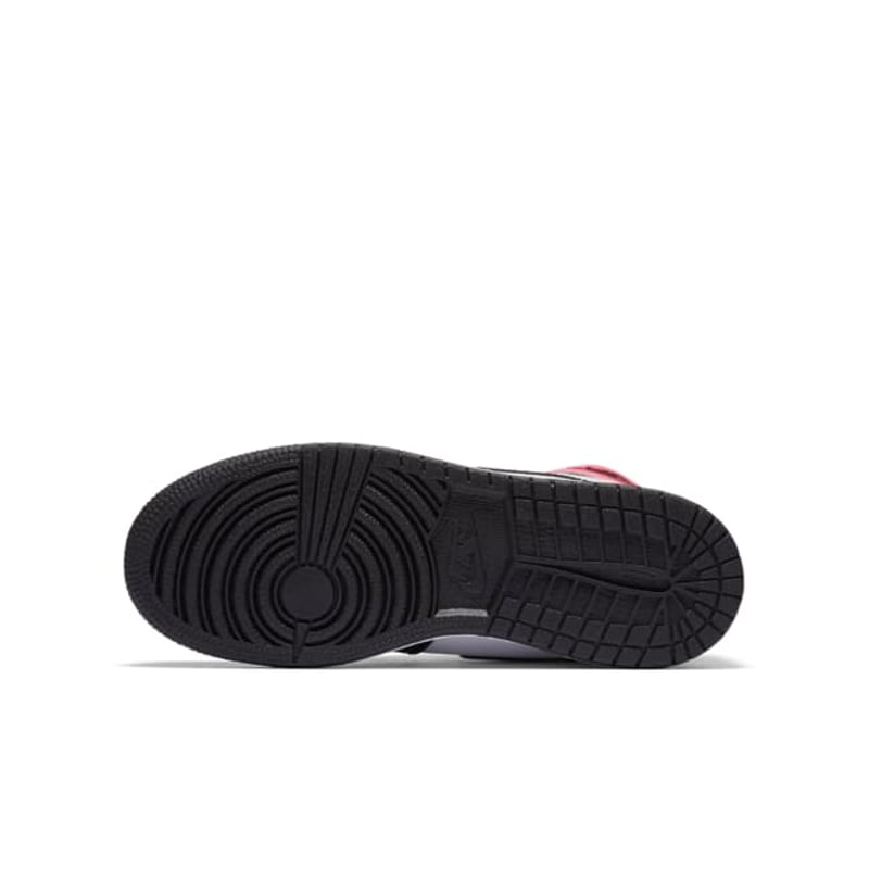 Jordan 1 Retro High 881426-009 02