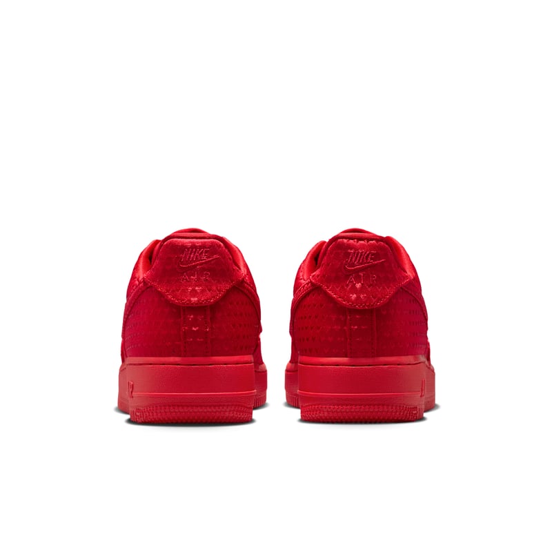 Nike Air Force 1 '07 SE Sneaker "Valentine's Day" | Damen | Sportstyle | 06 | SPORTSHOWROOM