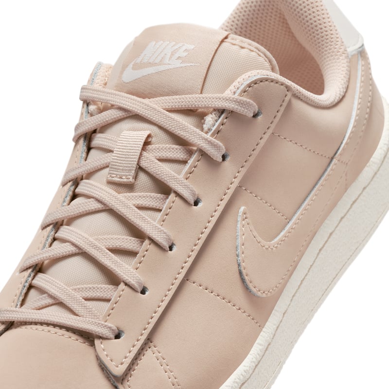 Nike Tennis Classic IV4307-100 07