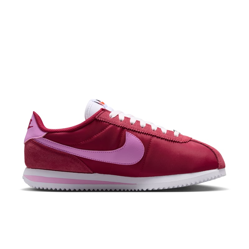 Sneakersy Nike Cortez Textile "Tough Red & Light Magenta" | Kobiety | Sportstyle | 03 | SPORTSHOWROOM