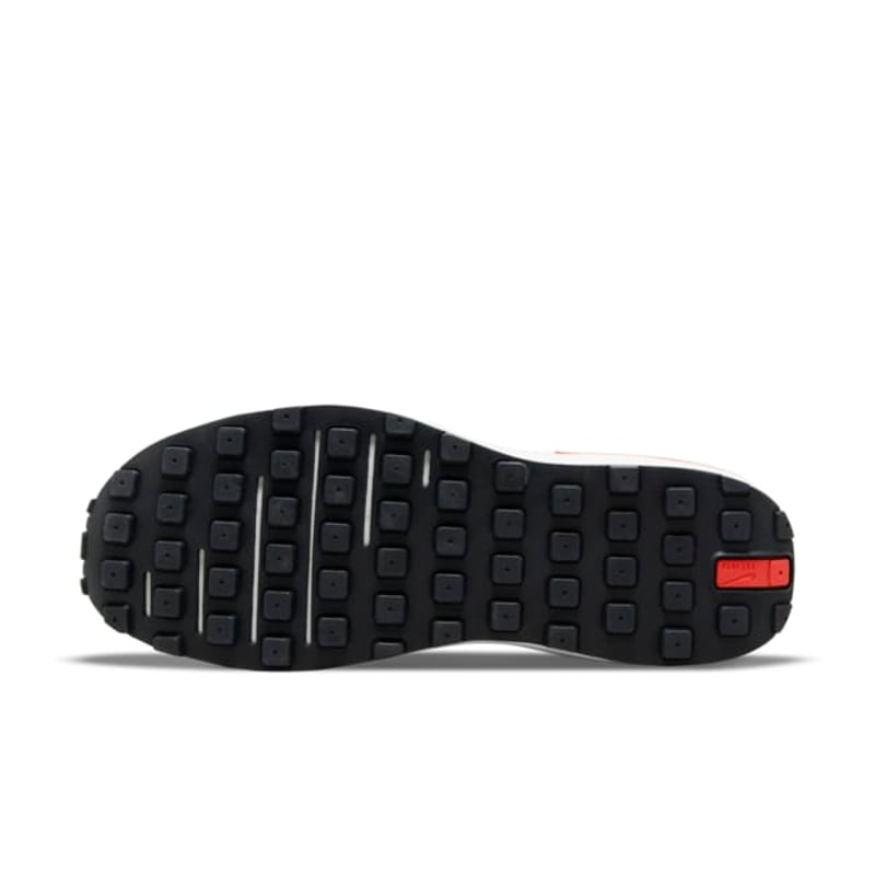 Nike Waffle One DN4696-600 02