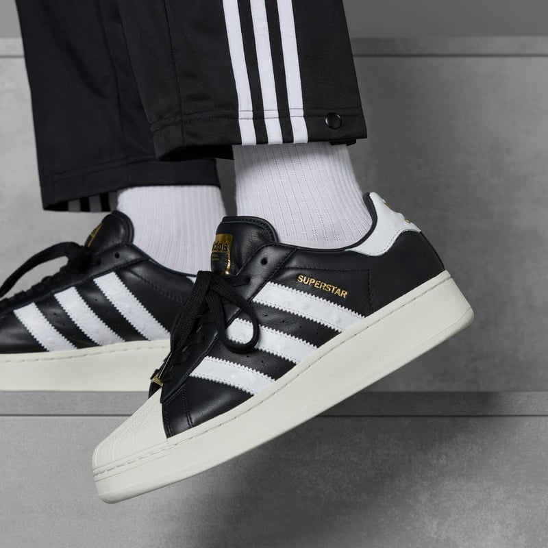 adidas Superstar XLG ID7770 02