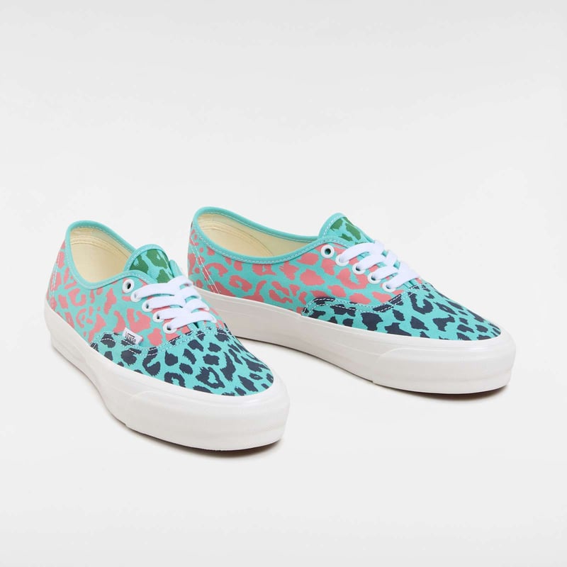 Vans Premium Authentic VN000EBNGLF 02